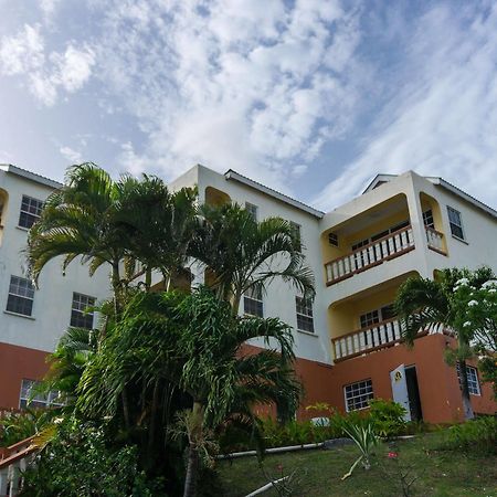 Hillside Apartments Kingstown Dış mekan fotoğraf